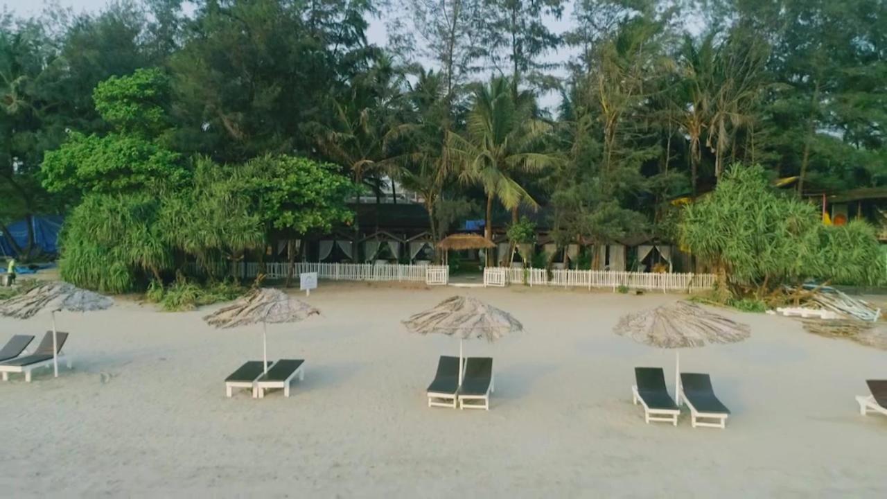 Larisa Beach Resort Morjim Exterior foto